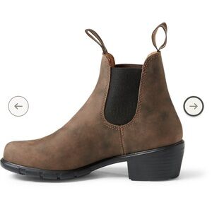 Blundstones Heeled Boots- 9 Women's Nubuck, rustic brown. Weatherproof, slip-on.
